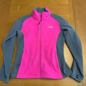 SUPER comfortable and warm zip up jacket💞